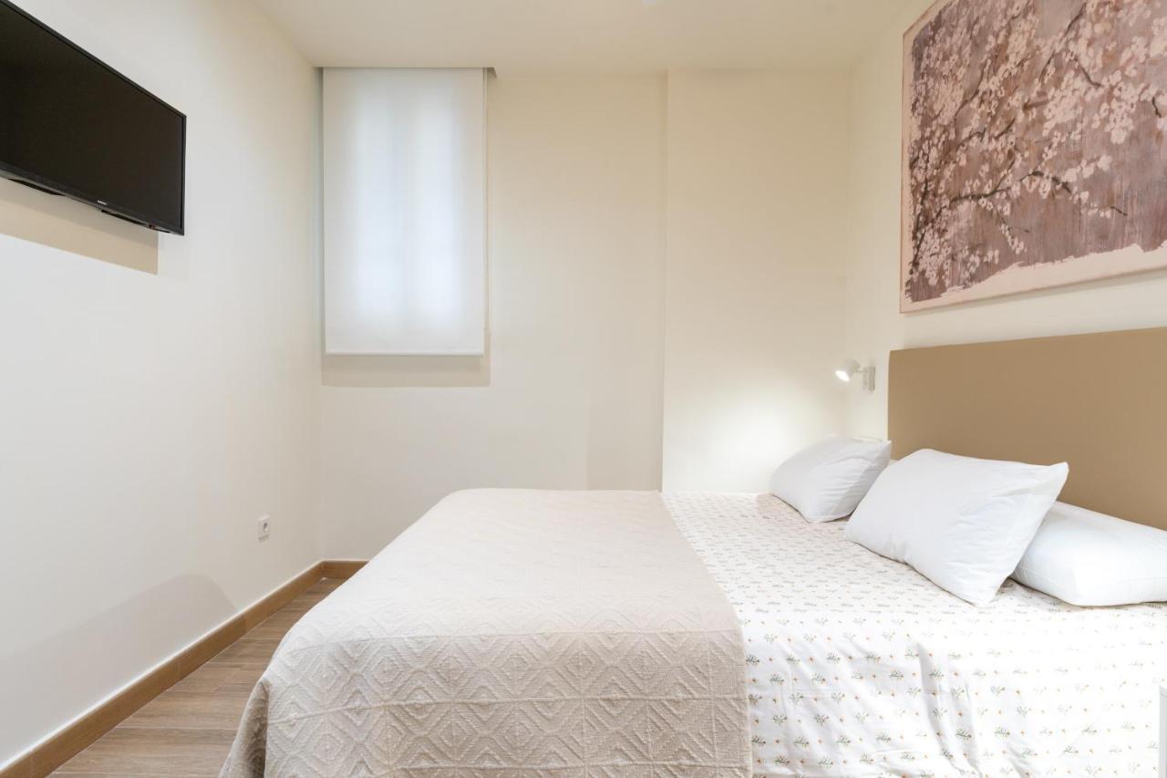 Apartamentos Cervantes 17 Sevilla Eksteriør bilde