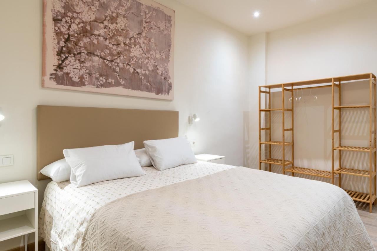 Apartamentos Cervantes 17 Sevilla Eksteriør bilde